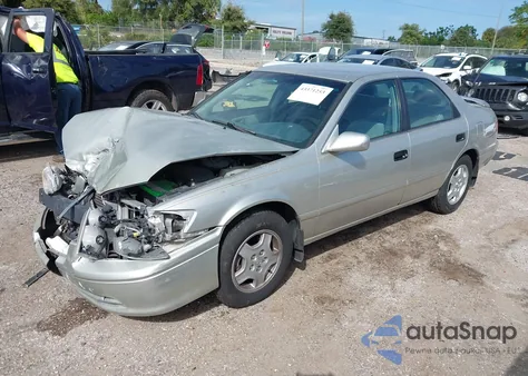 2001 Toyota Camry Ce из США, поврежденный, VIN 4T1BG22K71U034098